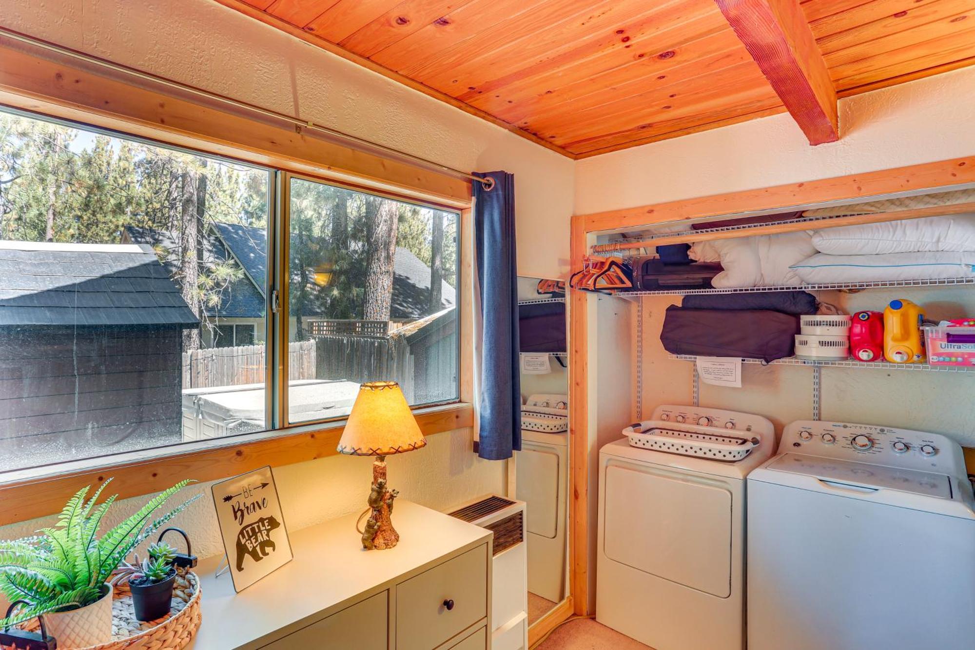 فيلا Big Bear Lake Cabin About 1 Mi To Snow Summitandbig Bear المظهر الخارجي الصورة