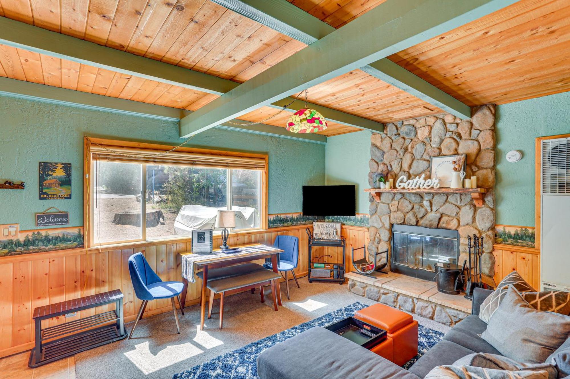 فيلا Big Bear Lake Cabin About 1 Mi To Snow Summitandbig Bear المظهر الخارجي الصورة